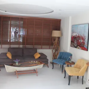 Hotel Lila Butik, Dikili